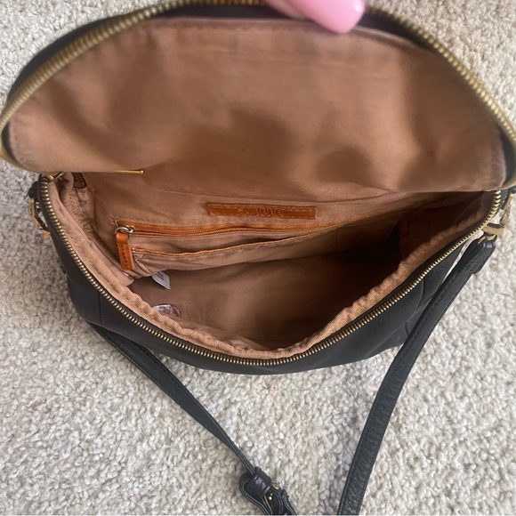 HOBO Black Leather Top-Handle Crossbody Bag with Gold Hardware like new - Picture 13 of 13